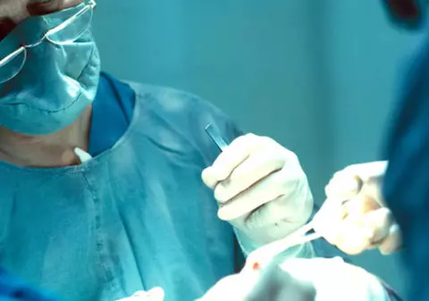 S-a inventat testul care distinge nodulii pulmonari benigni de cei canceroşi