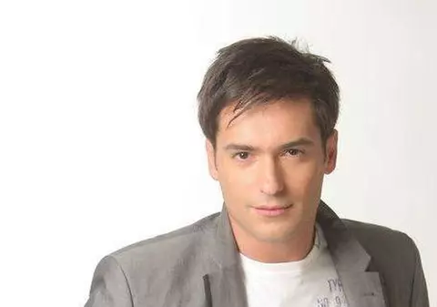 BUNĂTĂŢI DE LA BUNICA! UITE CU CE ESTE RĂSFĂŢAT RADU VÂLCAN!