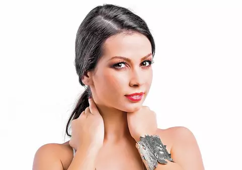 EXCLUSIV. Iuliana Luciu face orice să-și îndeplinească visul. De la animatoare, la patroană de club!