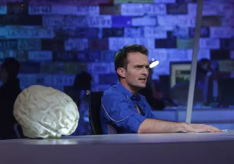 După ce au TOT FOST REFUZAŢI, cei de la "iComedy" şi-au DEFINITIVAT ECHIPA! Vezi ce FRUMUSEŢI au cooptat! 