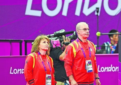 BELU ŞI BITANG AU PLECAT DE LA LOT! GIMNASTICA ROMÂNEASCĂ, ÎN CORZI!
