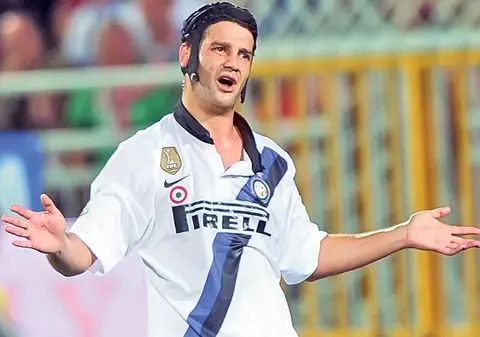 Chivu, învins de dureri