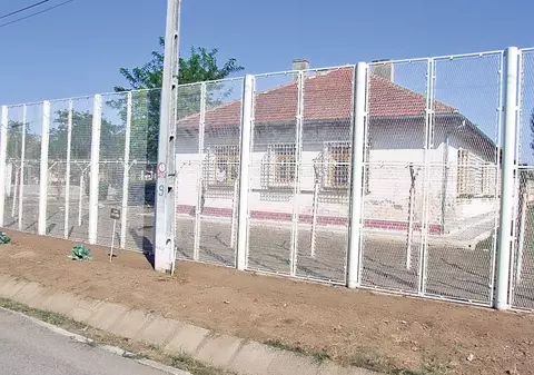 Sindicatele angajaților din penitenciare dau vina pe televiziuni pentru revoltele din pușcării