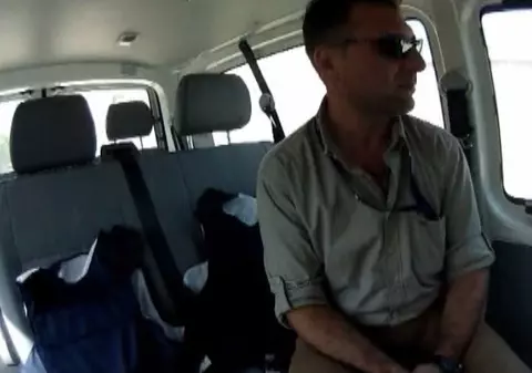 EXCLUSIV! Mărturie din INFERN. Un CELEBRU PREZENTATOR TV povesteşte cum A TRĂIT 51 de zile cu FRICA MORŢII, pentru A SALVA 33 de ROMÂNI