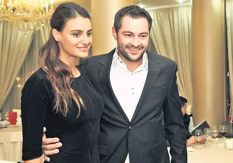 "Penelope Cruz de România" se iubeşte cu ex-ul Corinei Dănilă