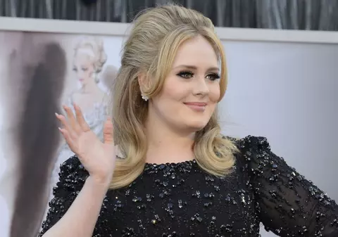 Adele a refuzat un contract de 15 milioane de euro