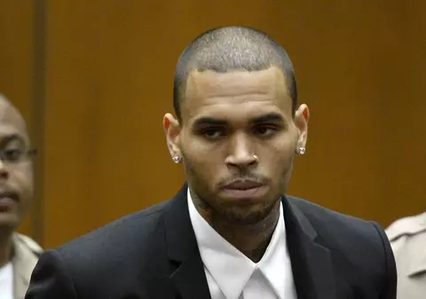 Veşti proaste pentru Chris Brown! Obligat să se interneze 90 de zile într-o clinică de dezintoxicare!