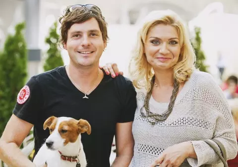 VIDEO EXCLUSIV/ Lectie de supraviețuire în Grecia. Cioranca și iubitul ei au mâncat doar ce au prins în mare