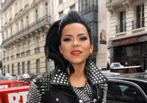 Inna ar vrea şterse pozele astea! Acum e trasă prin inel, dar LA ÎNCEPUTURI ERA PLINUŢĂ. Vezi cum arăta artista în trecut!