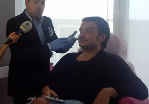 Răzvan Ciobanu şi-a injectat Botox în frunte