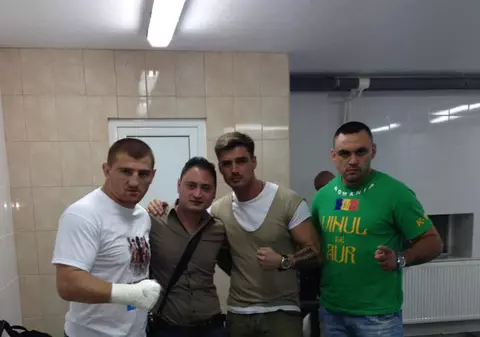Bogdan Vlădău este fan Superkombat. "Burlacul" i-a susţinut pe Moroşanu şi pe Ciobanu