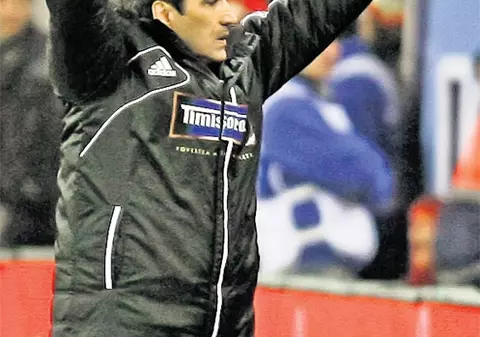 Piţi antitalent! Adi Mutu îi face un rechizitoriu memorabil selecţionerului