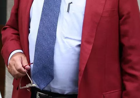 Dan Voiculescu, CONTRAT DUR de un fost ministru