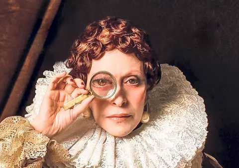 Prinţesa Lia a pozat ca o regină medievală