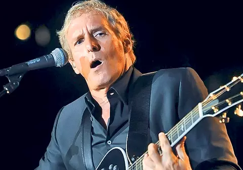 Michael Bolton şi Smokie îi vor încinge azi pe gălăţeni