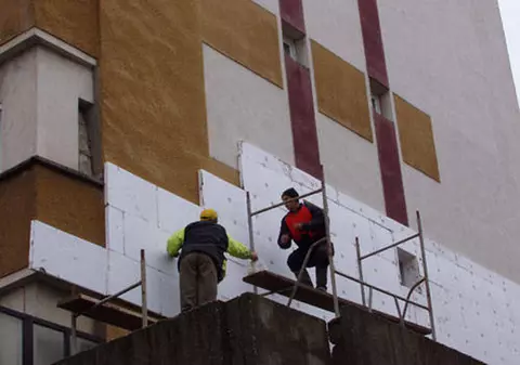 Peste 200 de blocuri din Sectorul 1 vor fi reabilitate termic în 2014 