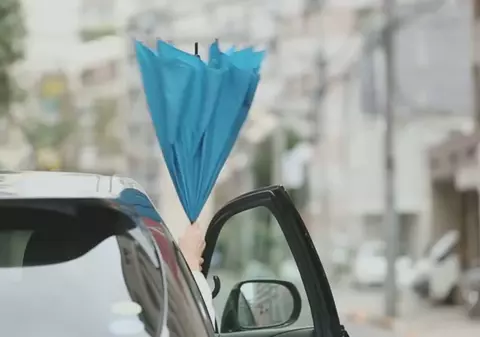 Japonezii au reinventat umbrela! VIDEO 