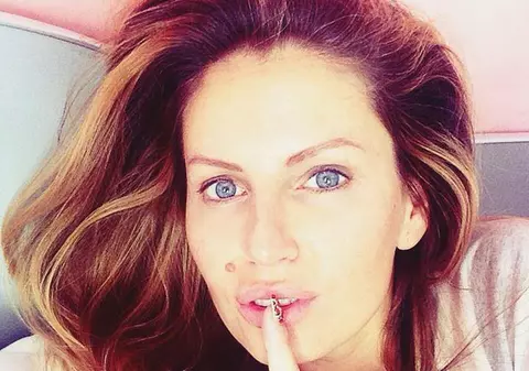 Andreea Bănică S-A TRANSFORMAT ÎN PEŢITOARE. Uite PENTRU CINE CAUTĂ "GAGICĂ"