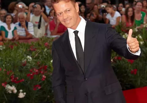 Cel mai mare star XXX al Italiei, Rocco Siffredi, vrea să îl relanseze pe Berlusconi