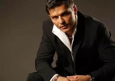 LIVIU VÂRCIU E DEPRIMAT! UITE CE ŞI-A LUAT CA SĂ SCAPE DE STARE!
