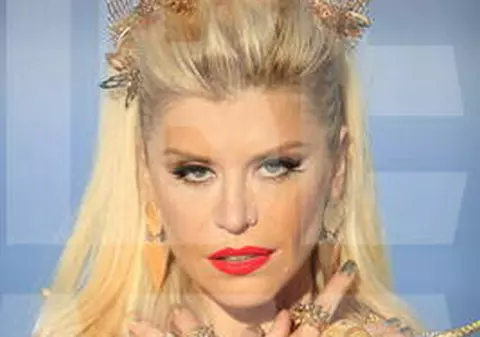 VOCEA ROMÂNIEI. LOREDANA A SCĂPAT "PORUMBELUL" ÎN DIRECT: "DECI, SĂ SE SLOBOZEASCĂ...!"