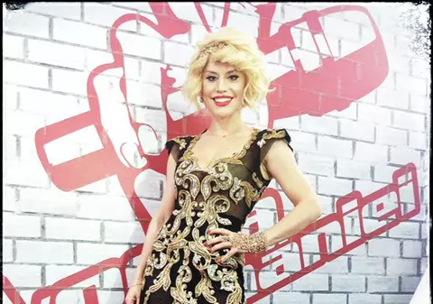 Loredana, APARIŢIE RĂVĂŞITOARE la "Vocea României"! Eşti o adevărată "Elena din Troia"!
