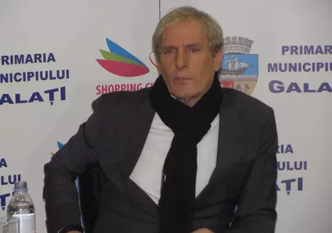 MICHAEL BOLTON a ajuns la GALAȚI, dar nu vrea să audă de MÂNCĂRURILE TRADIȚIONALE ROMÂNEȘTI. "Poate doar dacă nu știu ce mănânc"