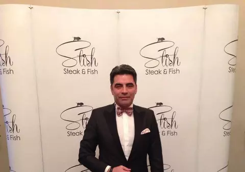 CE MÂNDRU E MARCEL TOADER! CA UN PRINŢ, CU FINA ŞI FIUL LUI!