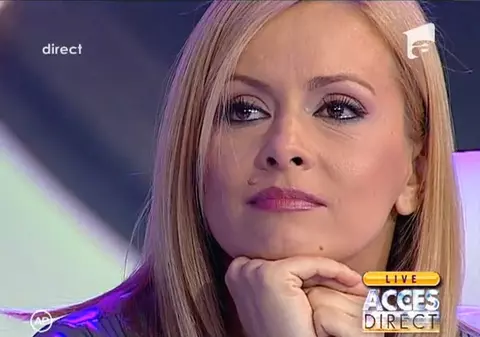 Simona Gherghe, ÎN LACRIMI, ÎN DIRECT! Uite ce a emoţionat-o atât de mult | VIDEO
