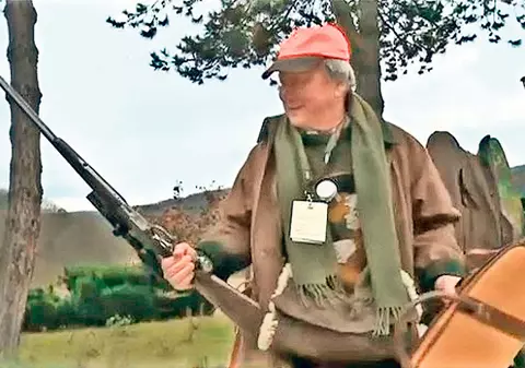Wolfgang Porsche a ucis mistreţi la Balc cu puşca de aur!