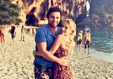 Delia şi iubitul ei au scos din buzunar O MICĂ AVERE pentru vacanţa asiatică