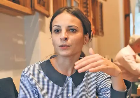 Maria Olaru, făcută praf de Corina Ungureanu după ce a dezvăluit că a mâncat bătaie