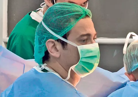 Eroul din Apuseni s-a întors pe teren! Doctorul Zamfir ascultă dubstep în sala de operaţie