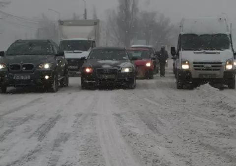 "Hoteluri de iarnă" pentru autovehiculele locuitorilor sectorului 2