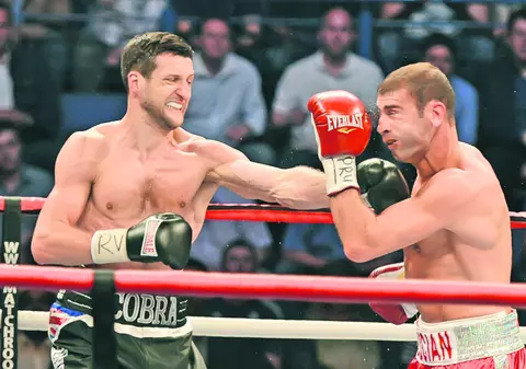 «Poate că Froch i-a extirpat ouăle lui Bute» | Mickey Vann, arbitru britanic de box, a încercat să explice prestaţia modestă a românului din meciul cu Pascal