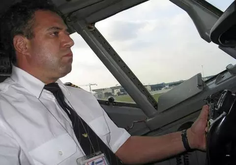 Nimic nu anunţa O MOARTE VIOLENTĂ. Află CÂTE ZBORURI A FĂCUT IOVAN pentru Agenţia Naţională de Transplant în doi ani