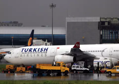 Un avion Turkish Airlines a aterizat de urgenţă în Maroc după o alertă cu bombă