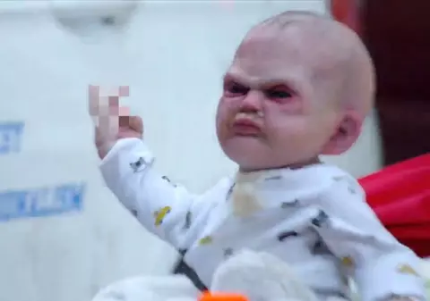 «Bebeluşul Diavolului» a îngrozit locuitorii din New York | VIDEO