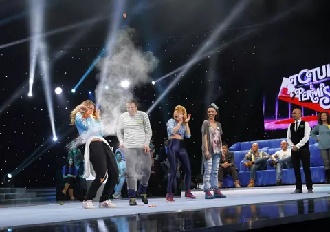 PANICĂ la emisiunea "Totul e permis". Actriţei Ana Odagiu I-A LUAT FOC PĂRUL | FOTO