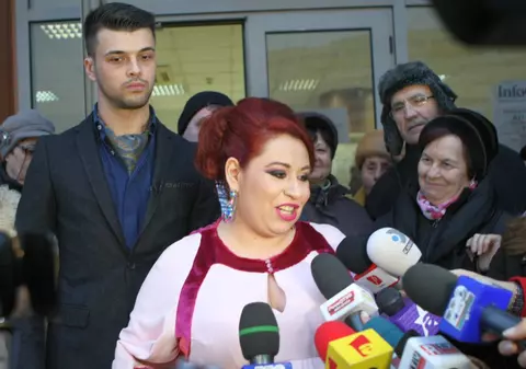 Cele mai spectaculoase imagini de la cununia Oanei Roman | FOTO