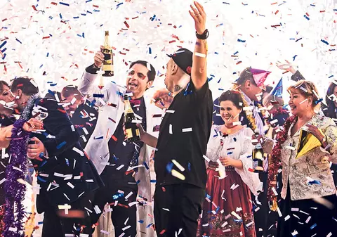 Dan Negru A PĂŢIT-O, ÎN DIRECT, de REVELION: Vezi AMINTIREA CEA MAI DRAGĂ de la trecerea dintre ani! FOTO