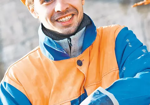 Constructorii sunt la mare căutare | Iată şi alte joburi tentante, în ţară şi în străinătate
