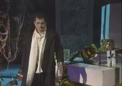 Dacă doriţi să revedeţi. CELE MAI FRUMOASE SCHECIURI DE REVELION din TOATE TIMPURILE | VIDEO