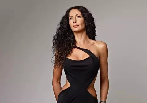 Mihaela Rădulescu ÎŞI MOTIVEAZĂ FANII: "La lopată, cu zâmbet înainte!"