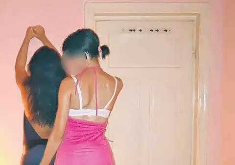 Un poliţist, un jandarm şi o profesoară, acuzaţi de proxenetism