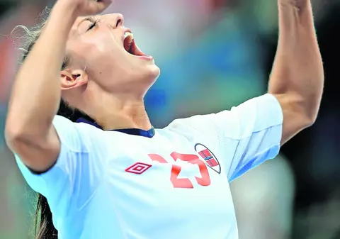 A fost mai ieftină decât româncele! Handbalista norvegiană Camilla Herrem, campioană olimpică în 2012, nu s-a uitat la bani când a semnat cu Baia Mare