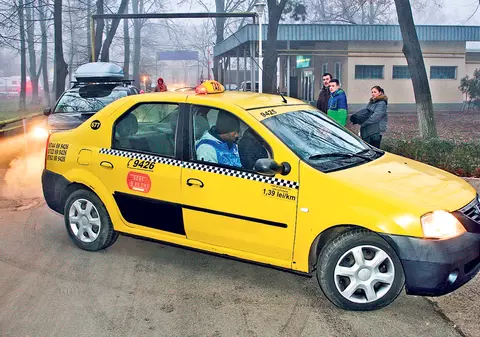 INCREDIBIL! Medicul și asistenta care AU TRIMIS O GRAVIDĂ CU TAXIUL la București și-au reluat activitatea în spital