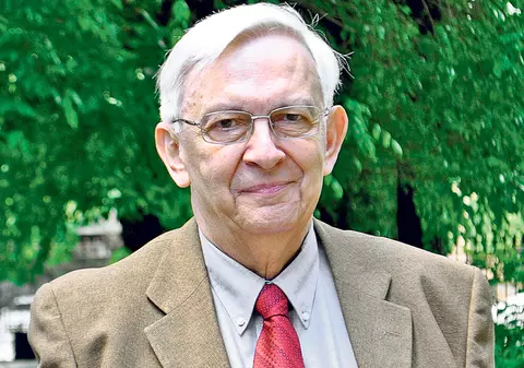 Diplomatul Caius Traian Dragomir: «Ucraina este victima unui semirăzboi rece»