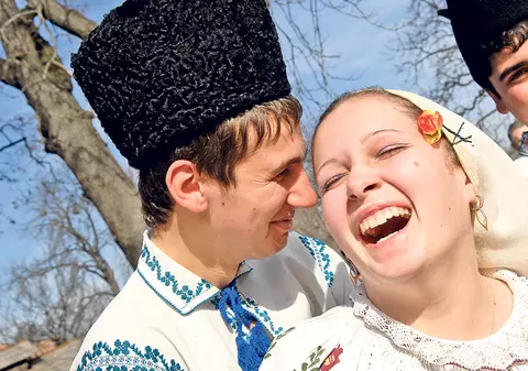 De Dragobete, iubim româneşte! AZI e sărbătoarea îndrăgostiţilor, varianta autohtonă a Valentine’s Day