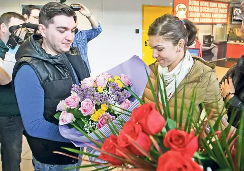 EXCLUSIV | Nicolae e «hamalul» Simonei HALEP! Iată motivul pentru care fratele sportivei îi cară geanta cu echipamentul de tenis